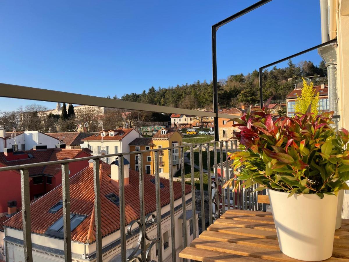 Senorial Panoramico By Exclusive Burgos Apartments Luaran gambar